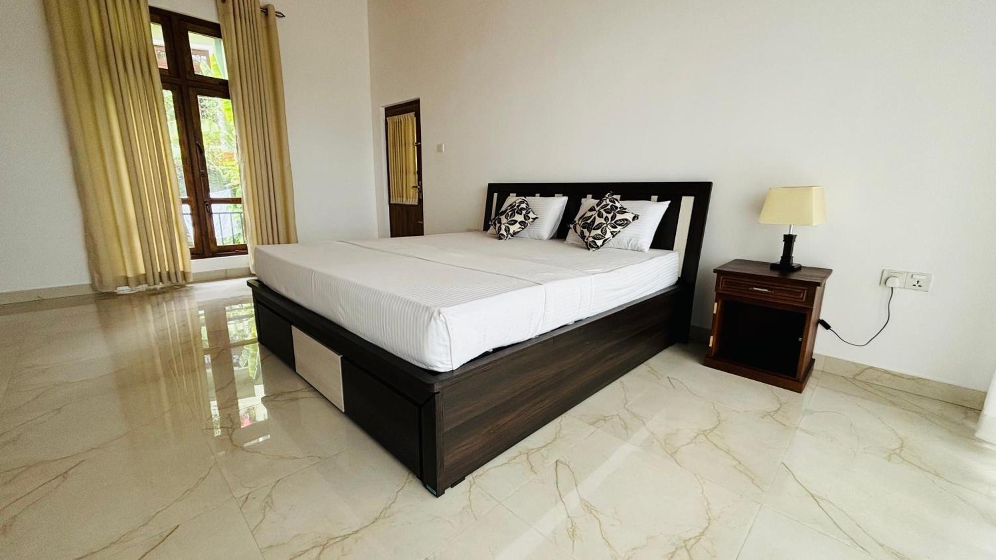 Chathu Holiday Home Kandy Rum bild